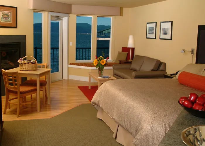 Cannery Pier Hotel